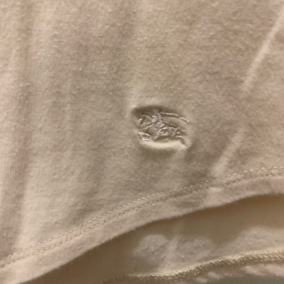 cotton burberry cream colored tshirt - Picture 2 of 8